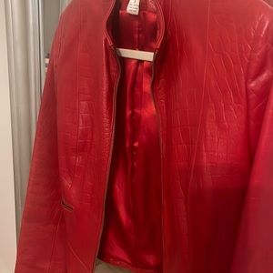 Beautiful worn 1x Lavish Red 100%real leather jacket size 8.